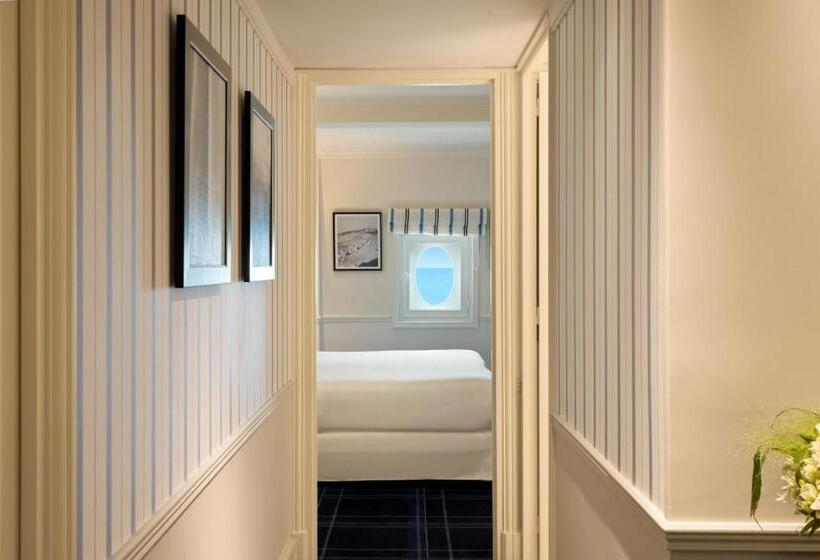 اتاق لوکس با تخت بزرگ, Hôtel Du Palais Biarritz, In The Unbound Collection By Hyatt