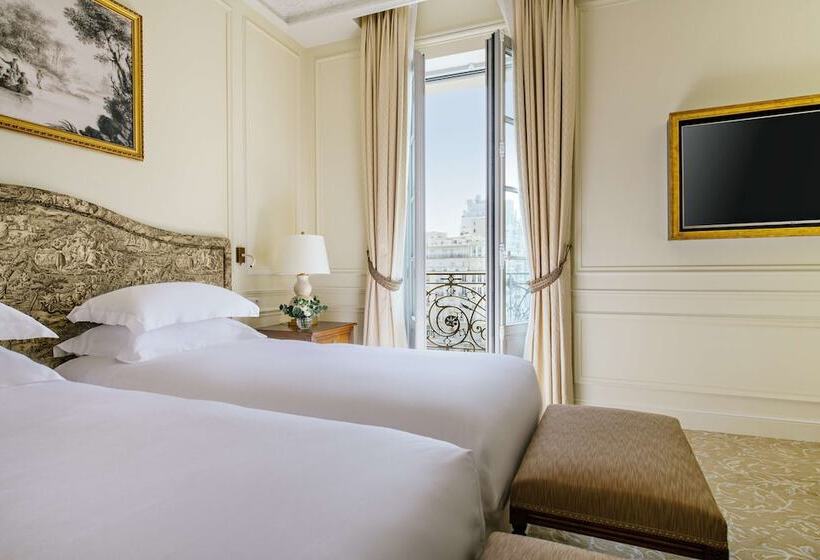 سوییت جونیور با چشمانداز دریا, Hôtel Du Palais Biarritz, In The Unbound Collection By Hyatt