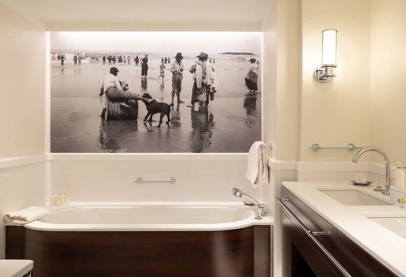 اتاق لوکس, Hôtel Du Palais Biarritz, In The Unbound Collection By Hyatt