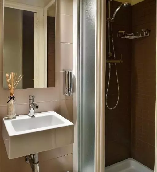 اتاق استاندارد, Fesch & Spa