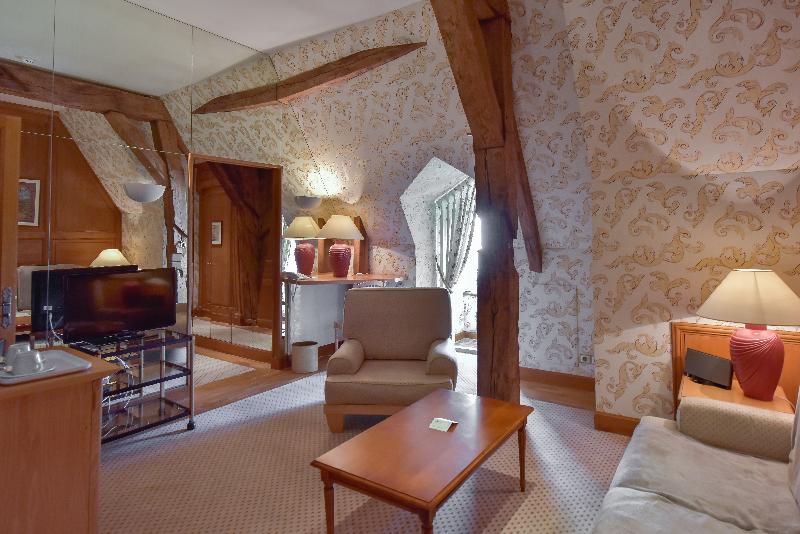 Люкс, Golf Chateau De Chailly