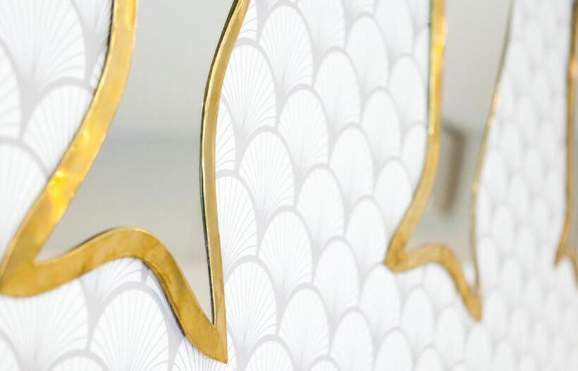 اتاق استاندارد با چشمانداز دریا, Grand Hôtel Richelieu