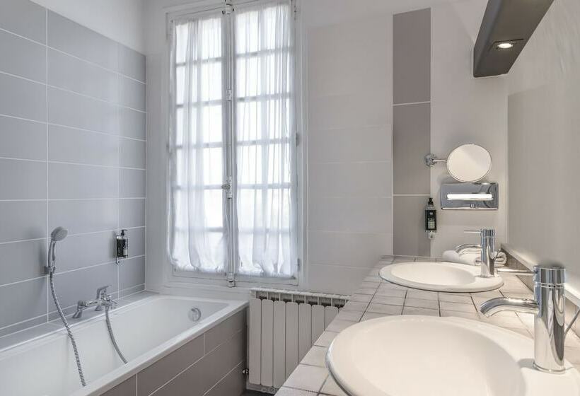 اتاق استاندارد, Hôtel La Magnaneraie