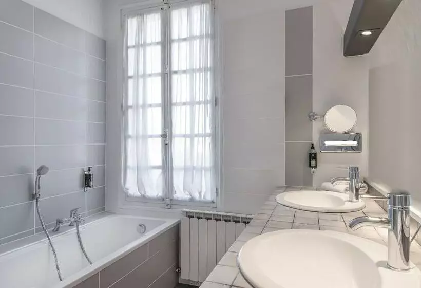 اتاق استاندارد, Hôtel La Magnaneraie