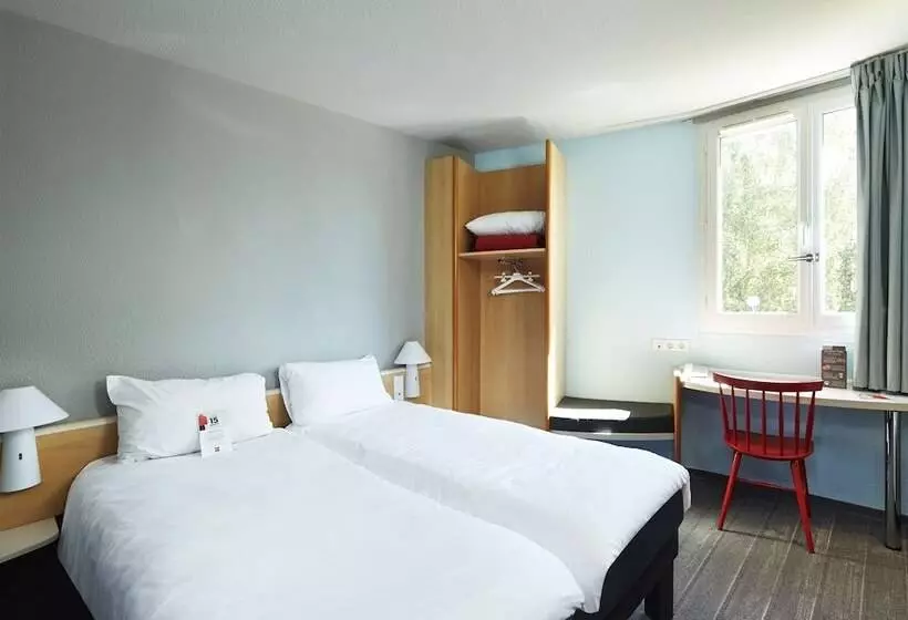 スタンダードルーム, Ibis Chartres Ouest Lucé