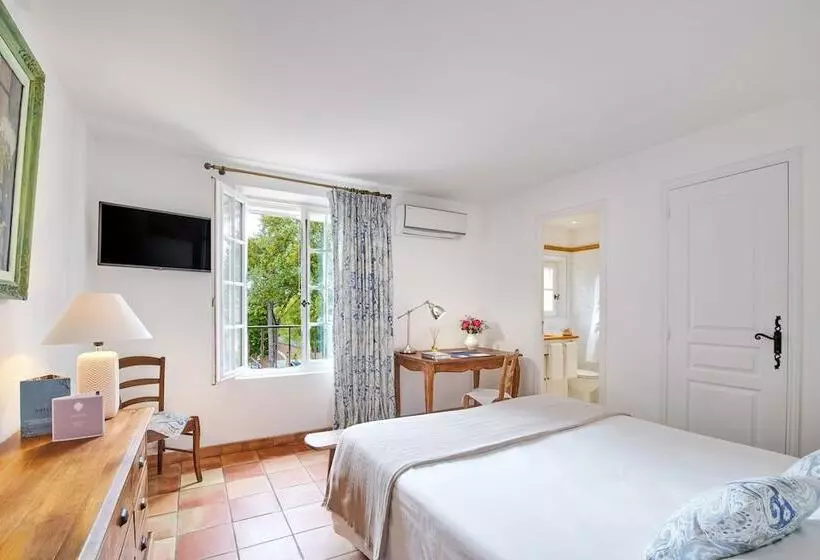اتاق استاندارد, La Ferme D Augustin