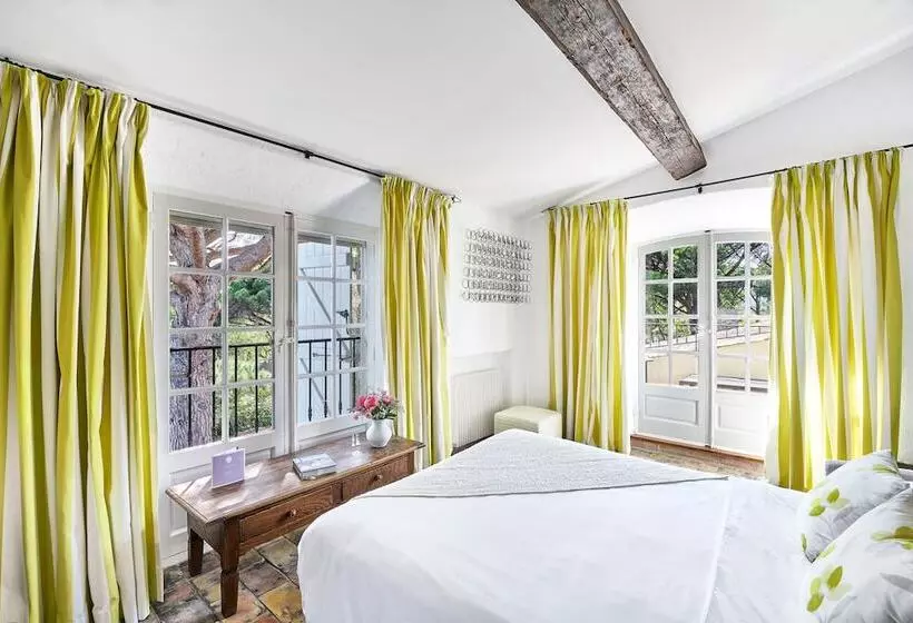 سوییت با چشمانداز دریا, La Ferme D Augustin