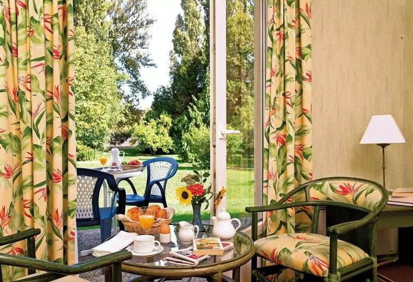 公園の見えるスタンダードルーム, Logis Hôtel Du Pont Neuf