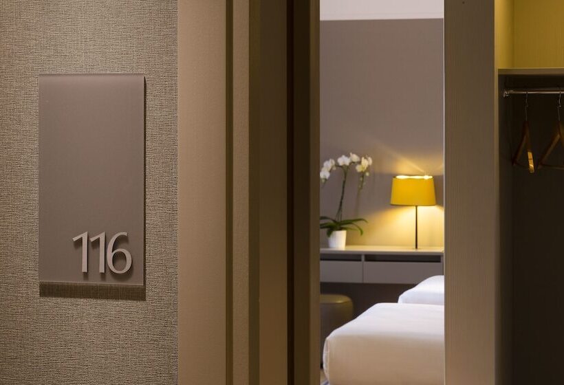 اتاق سوپریور با چشمانداز باغ, Oceania Le Jura Dijon