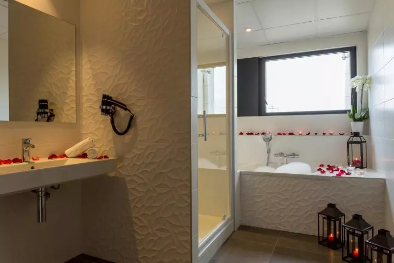 スーペリアールーム, The Originals City, Hôtel Armony, Dijon Sud
