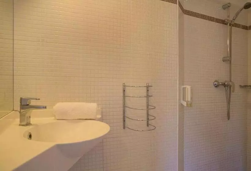 スーペリアファミリールーム, The Originals City, Hotel Novella Confort, Nantes Est