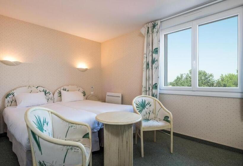 חדר קומפורט, L Ermitage Hotel & Restaurant