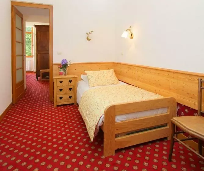 スタンダード４人部屋, Chateau De La Muzelle