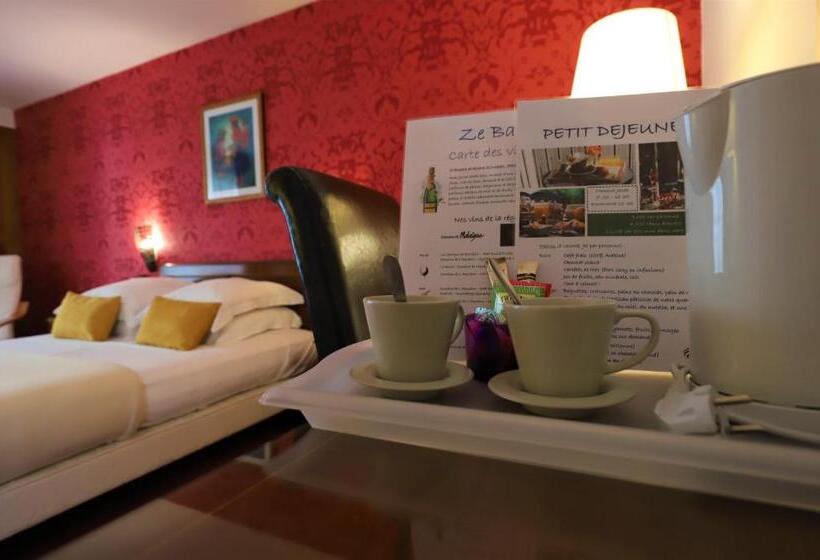 اتاق استاندارد سه نفره, Des Tuileries