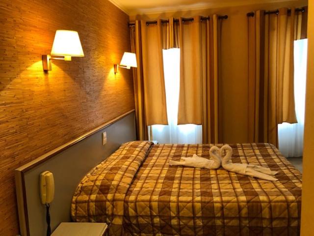 スタンダードインサイドビュールーム, Le Sacca, Nouvelle équipe