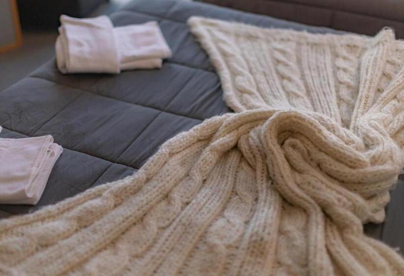 スタンダード4人部屋, Le Sacca, Nouvelle équipe