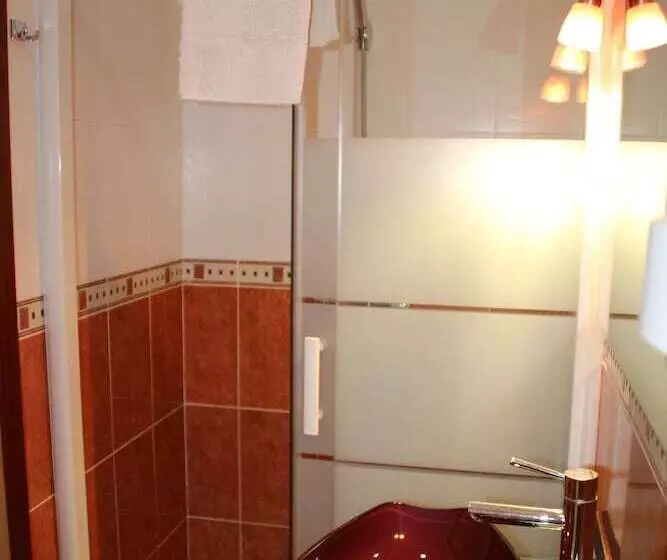 اتاق استاندارد یک نفره, Hôtel Lutetia