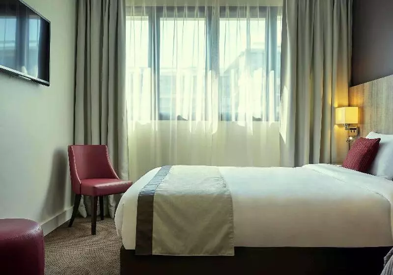 اتاق کلاسیک, Mercure Versailles Paris Ouest