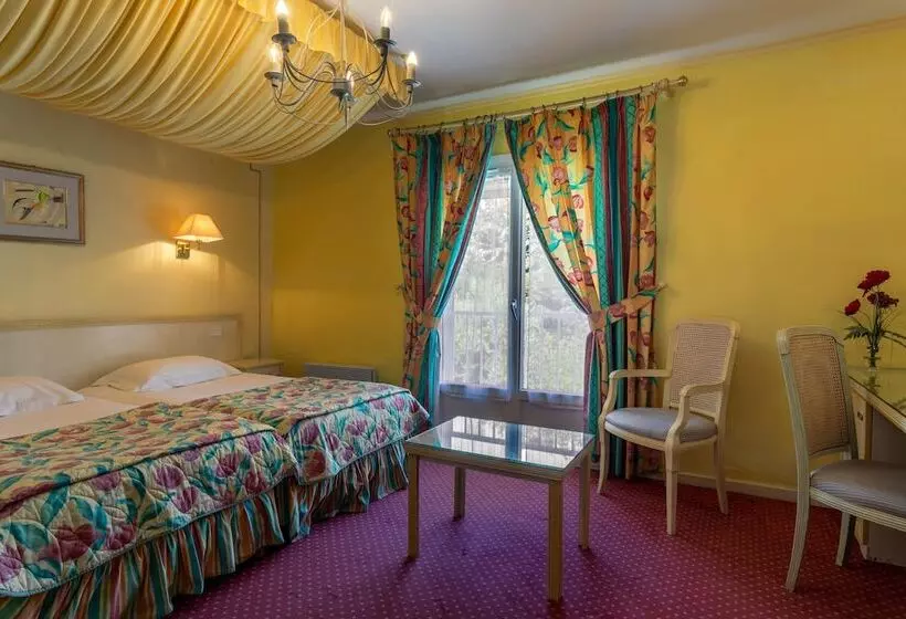 コンフォートルーム, Hôtel Mireille