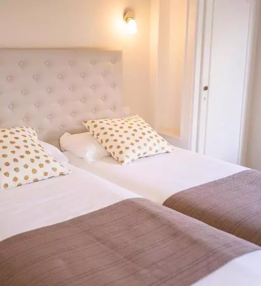 اتاق استاندارد, Hôtel Mondial