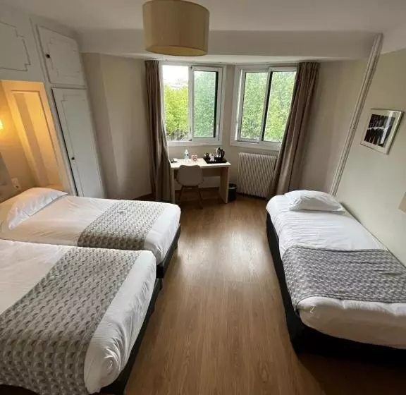 اتاق استاندارد سه نفره, Hôtel Mondial
