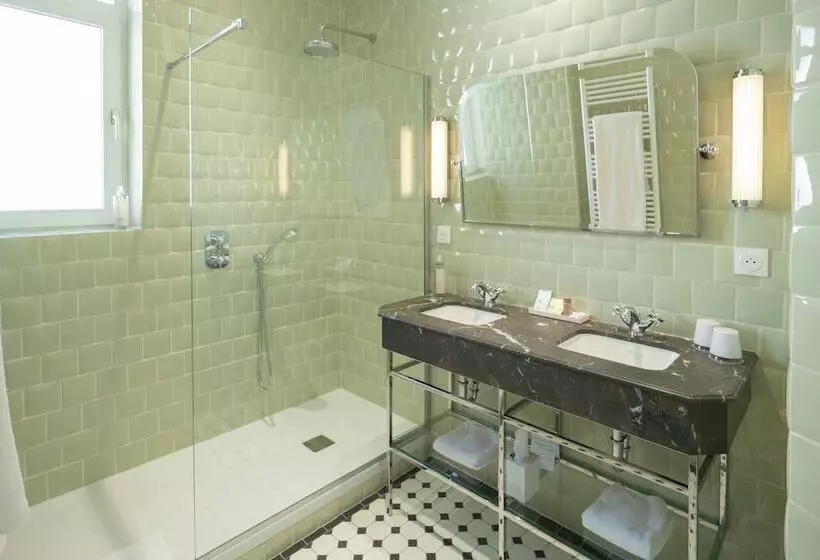 سوییت جونیور, Hôtel Régent Contades