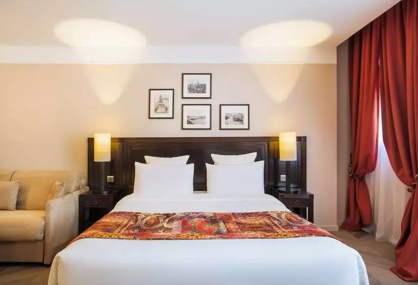 سوییت جونیور, Hôtel Régent Contades