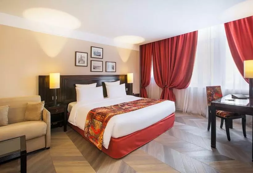 سوییت جونیور, Hôtel Régent Contades