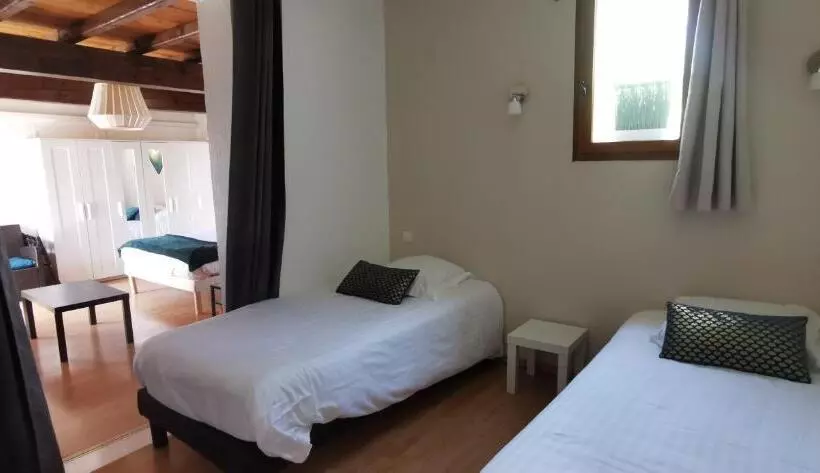 Standard Quadruple Room, Le Mas Des Amandiers