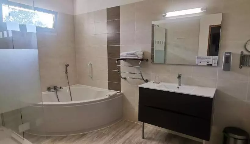 Superior suite with terrace, Le Mas Des Amandiers