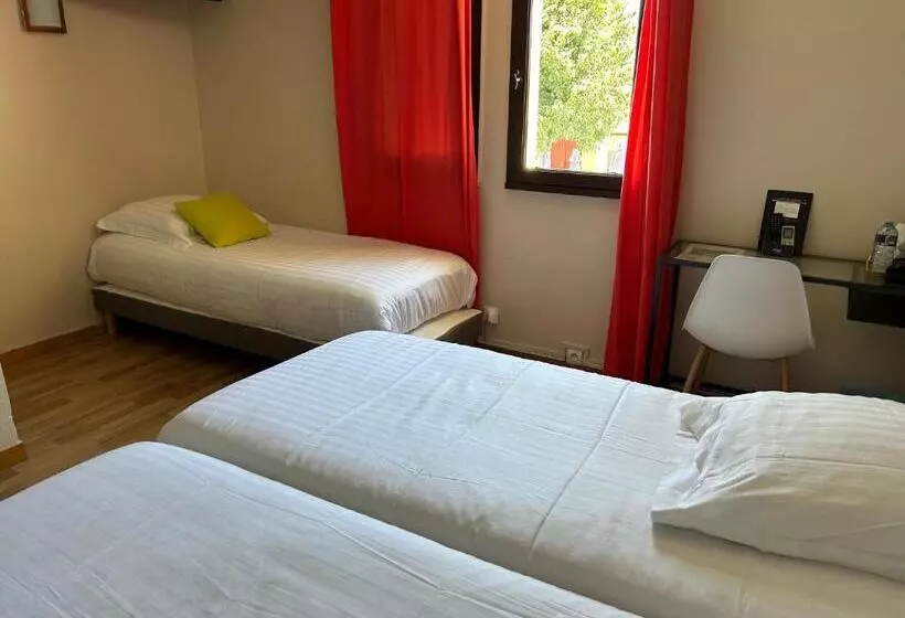 Comfort Triple Room, Le Mas Des Amandiers