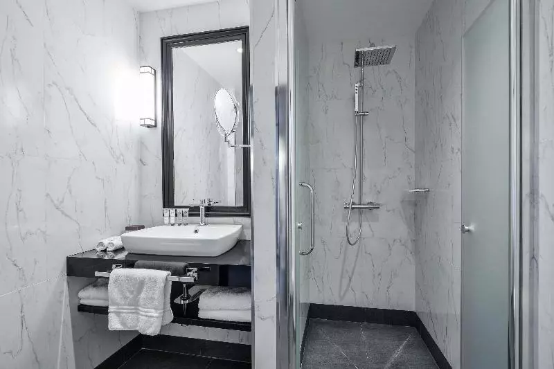 اتاق لوکس, Maison Astor Paris, Curio Collection By Hilton