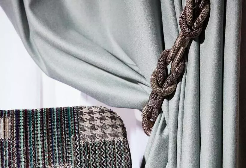 اتاق لوکس, Hôtel Régent Contades