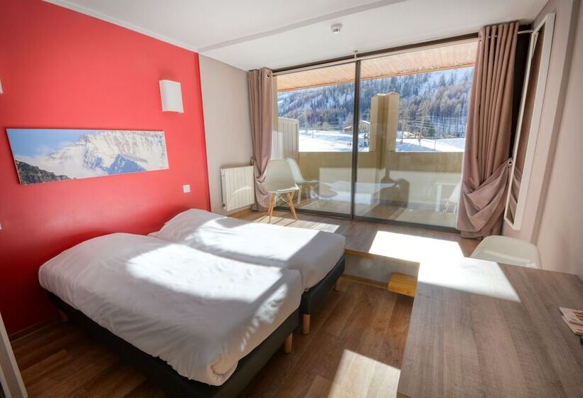 استوديو أساسي, Sowell Residences New Chastillon