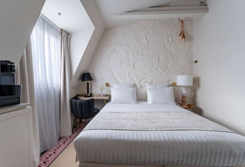 スタンダードルーム, Astra Opera   Astotel