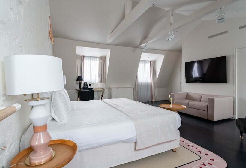 エクゼクティブルーム, Astra Opera   Astotel