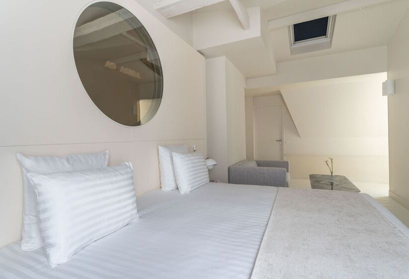 エクゼクティブルーム, Astra Opera   Astotel