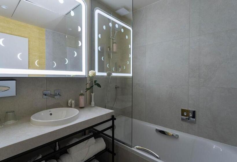 スーペリアールーム, Astra Opera   Astotel