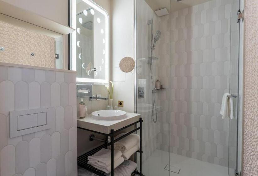 スーペリアールーム, Astra Opera   Astotel