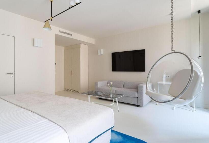 プレステージルーム, Astra Opera   Astotel