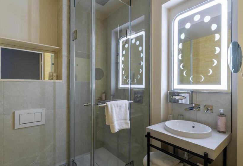 スタンダードルーム, Astra Opera   Astotel