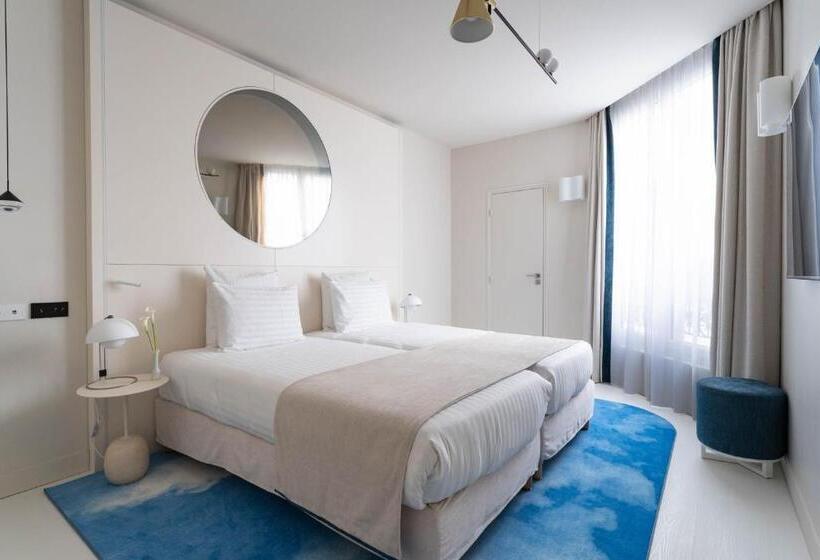 スーペリアールーム, Astra Opera   Astotel