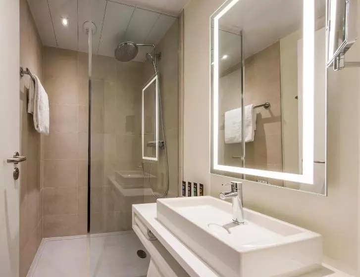 Executive-huone, Novotel Rennes Alma