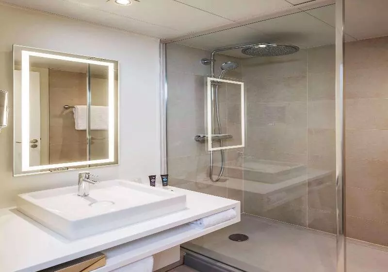 Superior-huone, Novotel Rennes Alma