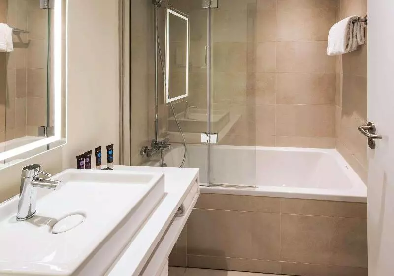 Superior-huone, Novotel Rennes Alma