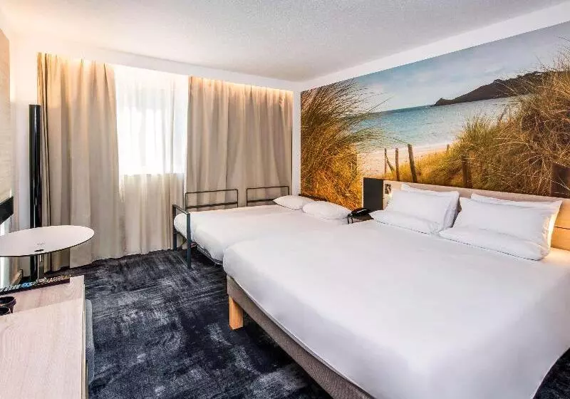 Superior-huone, Novotel Rennes Alma