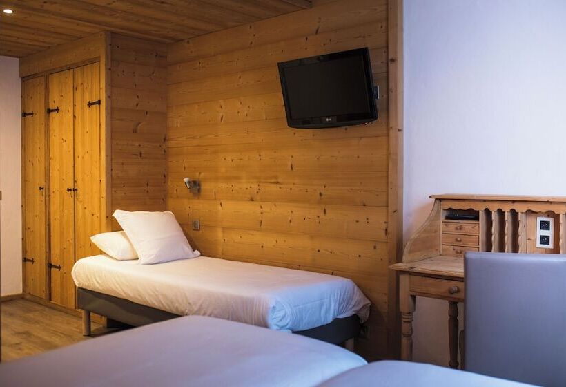 חדר סטנדרט לשלושה, Alpen Roc