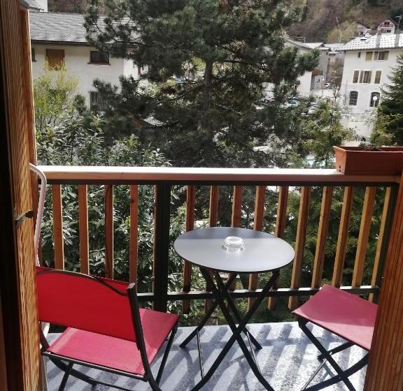 标准间, Altis Val Vert