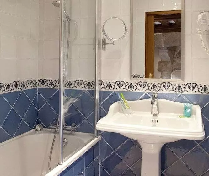 اتاق استاندارد, Auberge Saint Pierre