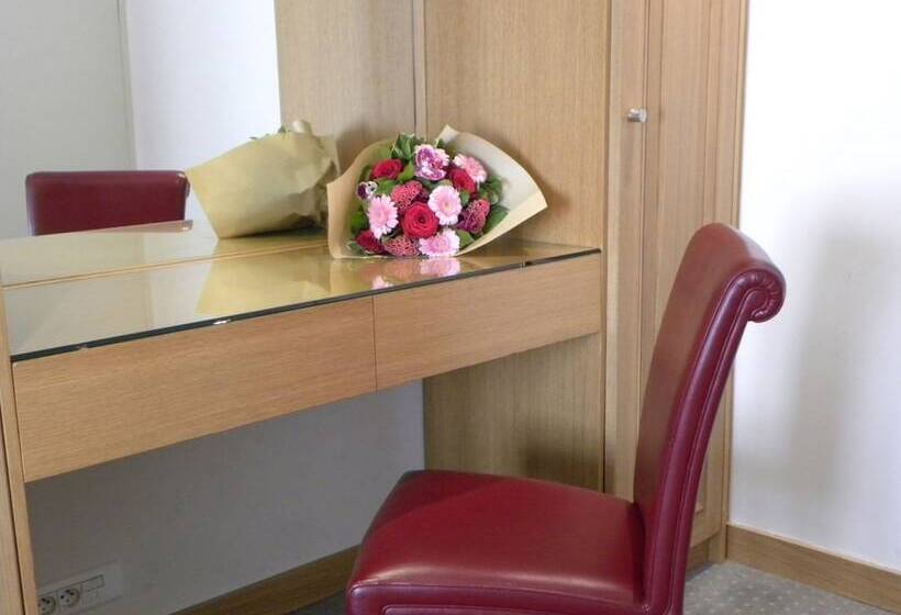 コンフォートルーム, Du Vieux Marais